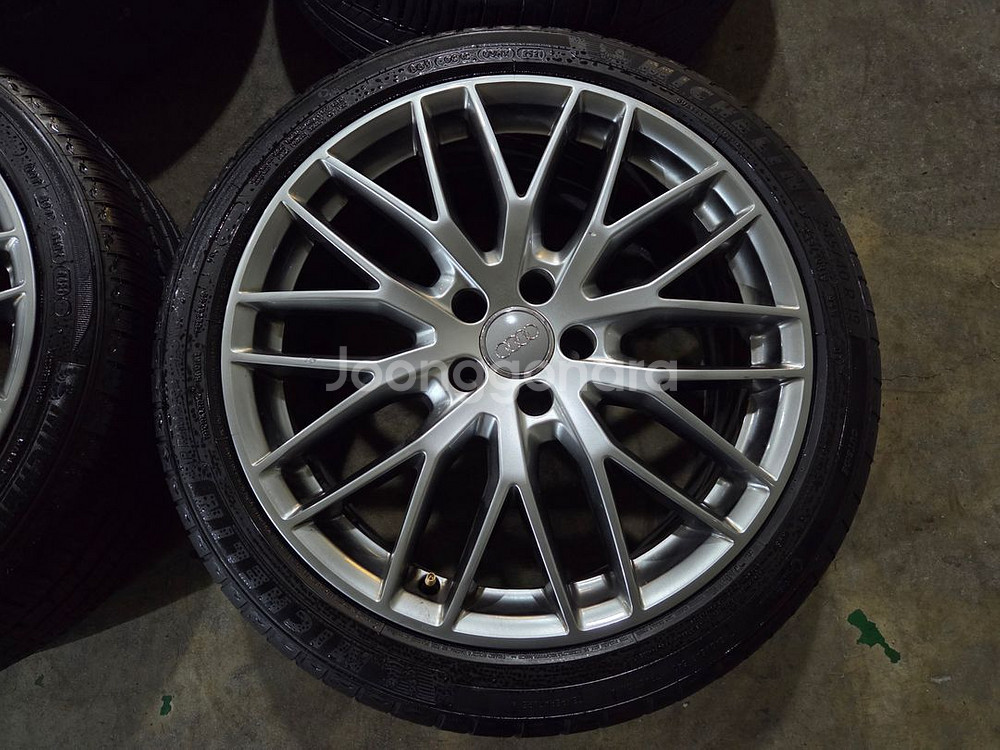 아우디 A6 19인치 정품 휠타이어--2