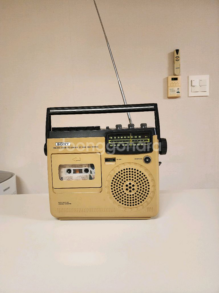 예쁜 소니 빈티지 라디오 카세트플레이어 TC-1560--0