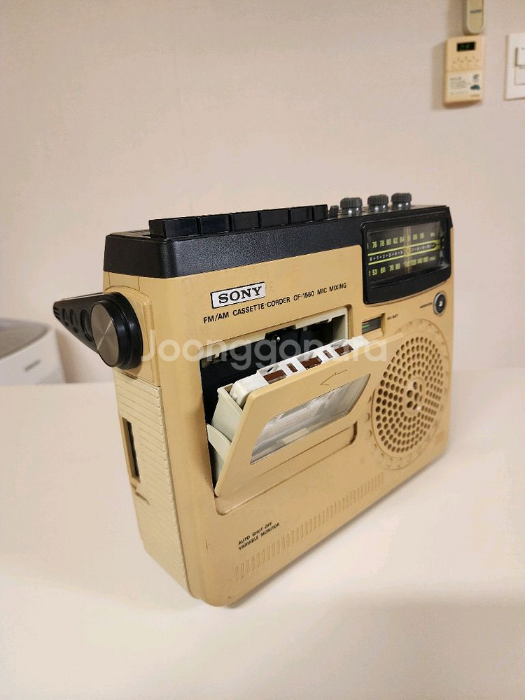 예쁜 소니 빈티지 라디오 카세트플레이어 TC-1560--1