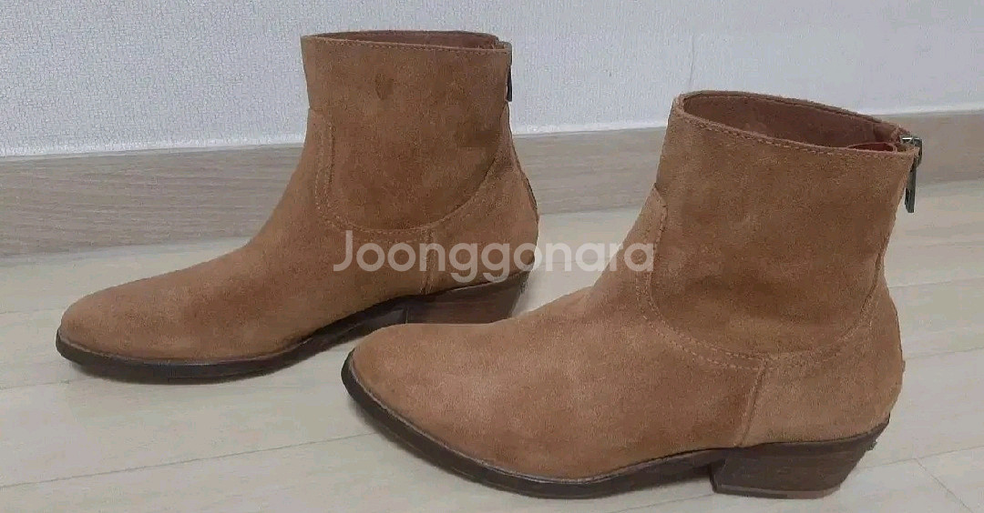 쟈딕앤볼테르 여성구두 스웨이드부츠 앵글 부츠팝니다.23--2