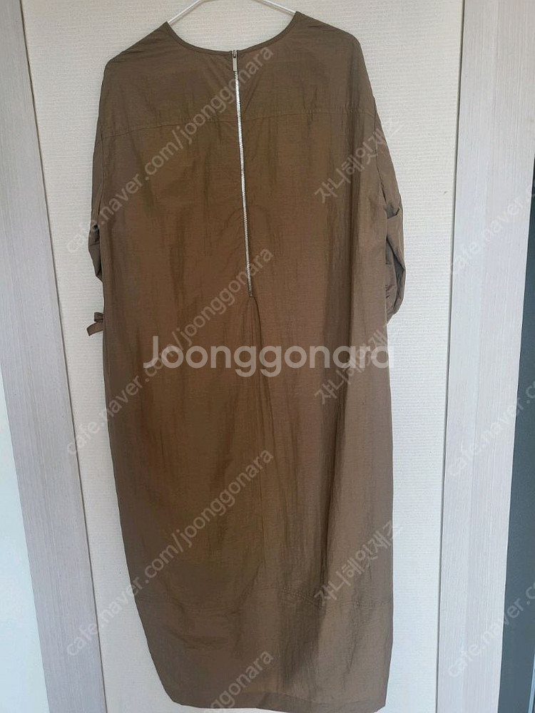 르베이지 원피스--5