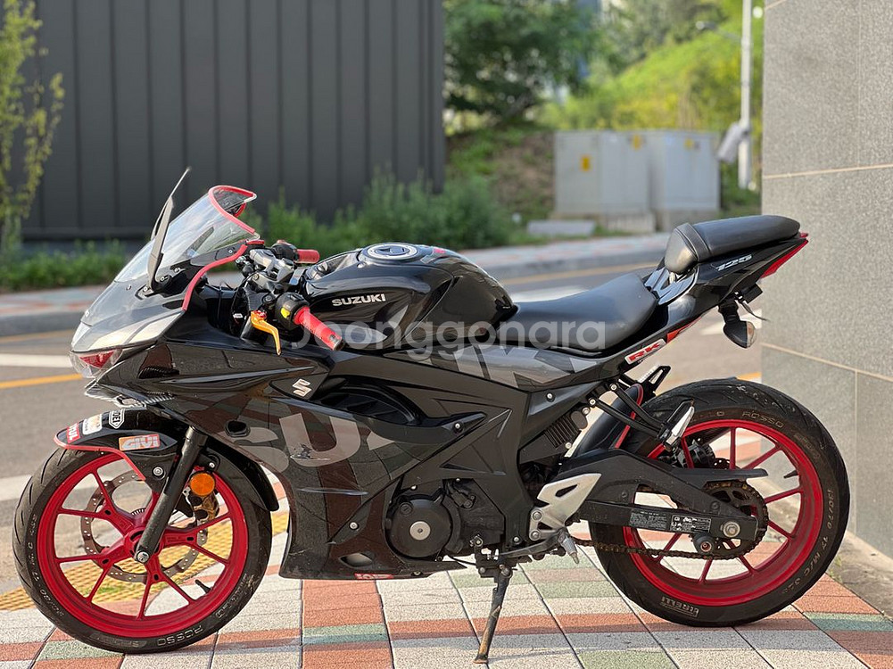 스즈키 Gsx-r125 21년식--1