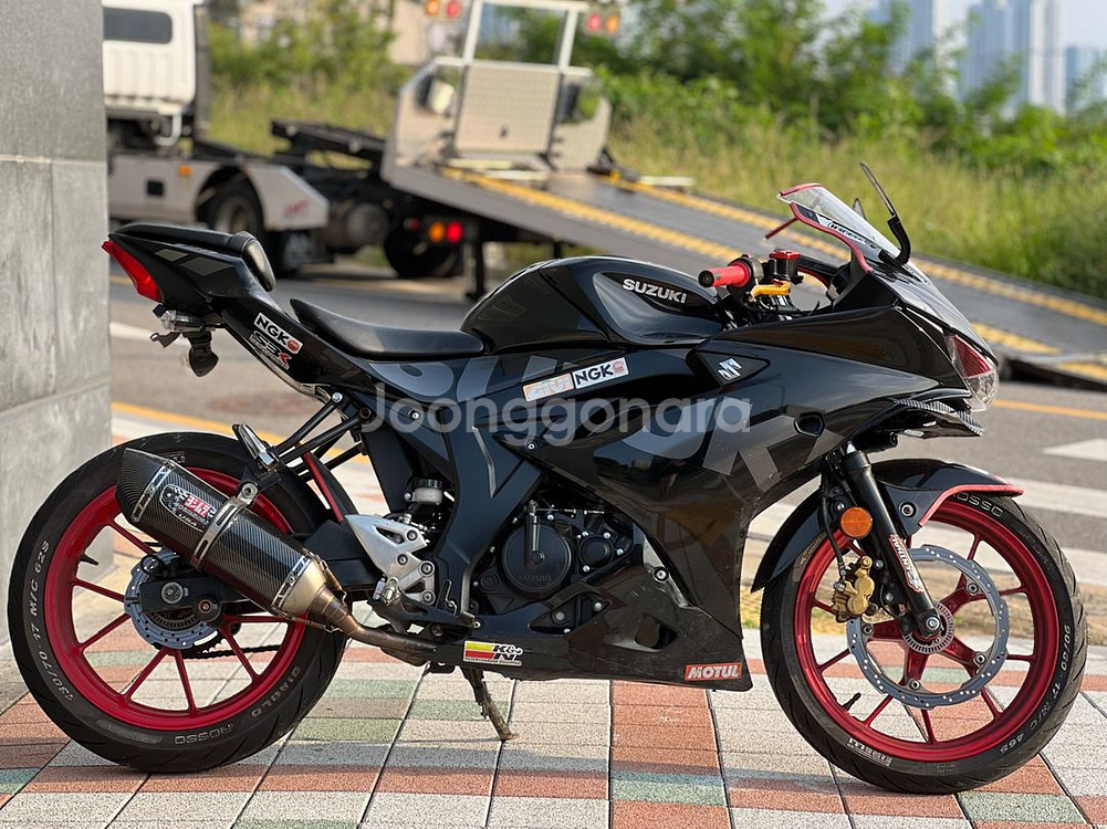 스즈키 Gsx-r125 21년식--5