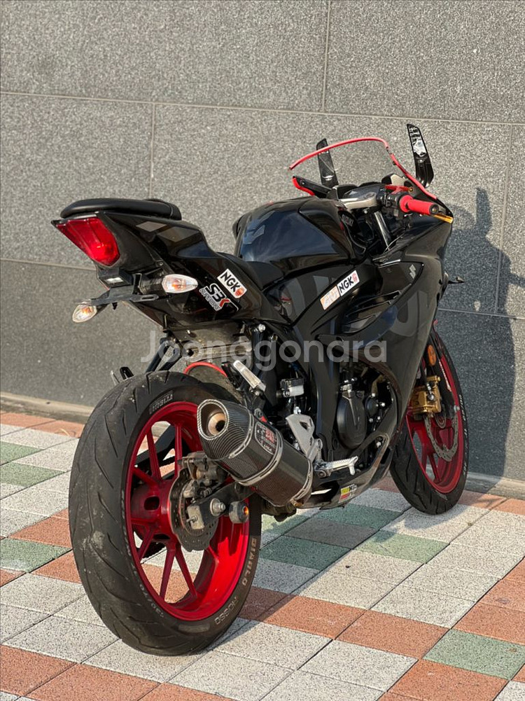스즈키 Gsx-r125 21년식--4