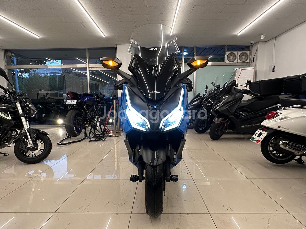 포르자 350cc 24년식 33.000km 판매합니다.--0