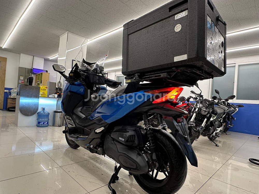 포르자 350cc 24년식 33.000km 판매합니다.--2
