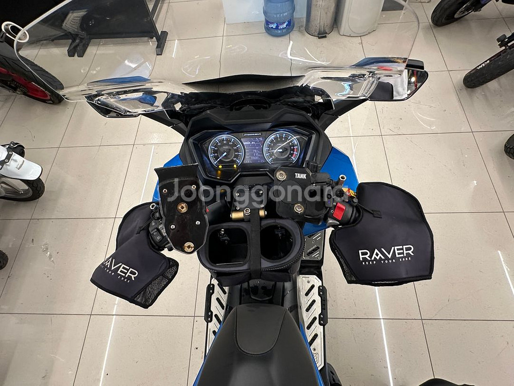 포르자 350cc 24년식 33.000km 판매합니다.--6