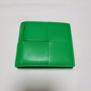 보테가 베네타 코인 반지갑 패러킷