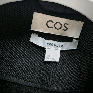 코스 트윌 유틸리티 자켓 블랙 s 팝니다