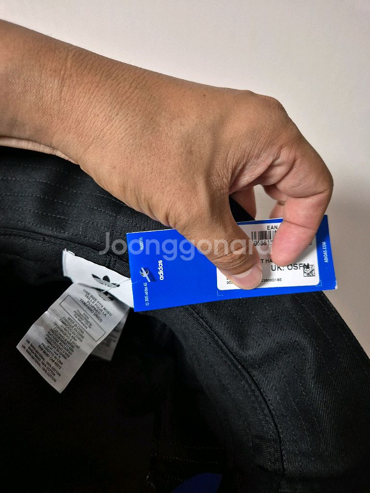 오아시스 아디다스 버킷모자 팝니다.--3