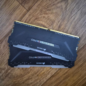 커세어 램 16 2개 총32gb 벤전스프로