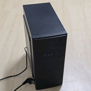i5-9400F/16GB/GTX1060 본체