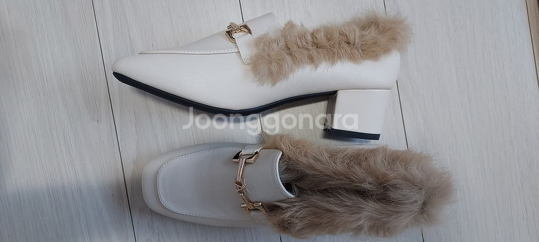 소가죽+토끼털 따스하고 발이 편안한 겨울 구두(새제품)--2