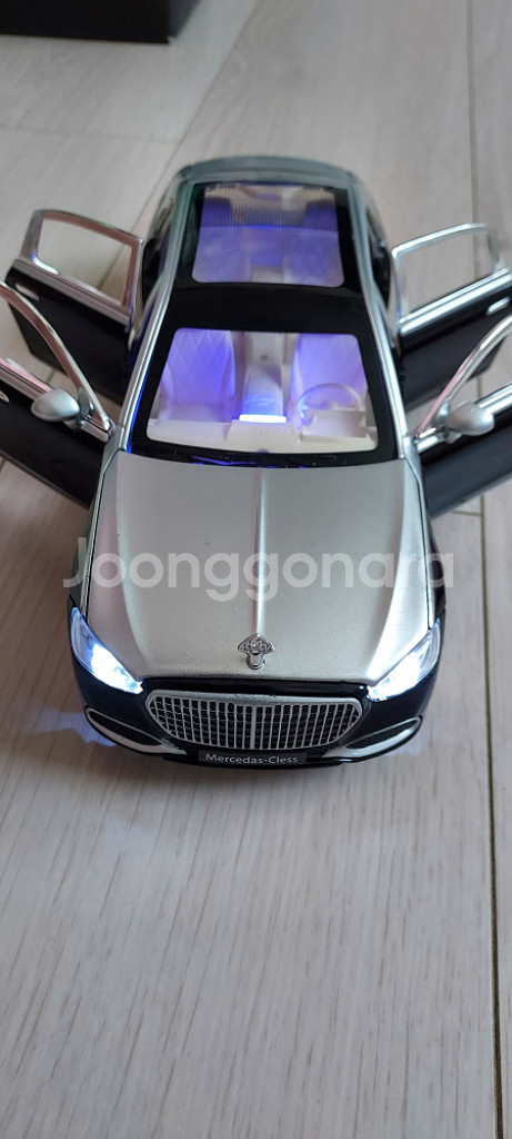 새것)1:24 합금속 모형 자동차 새로운 모델--6