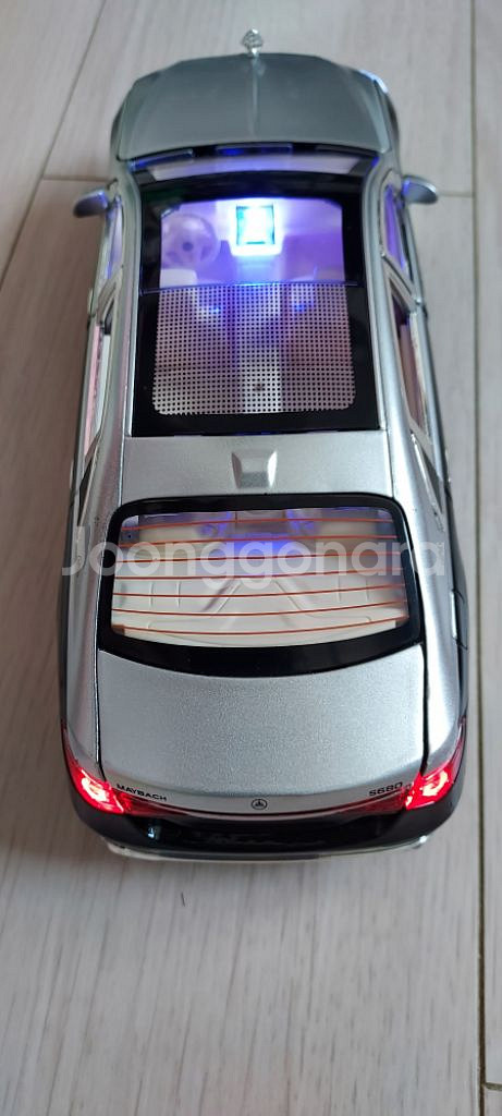 새것)1:24 합금속 모형 자동차 새로운 모델--7