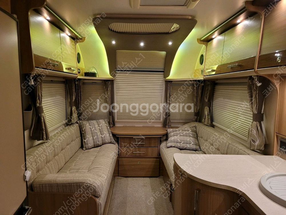 고급진 카라반 2017년식 유니콘3 발렌시아--0