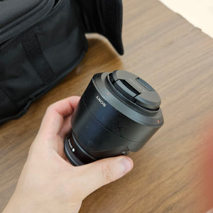 소니 55.8 자이즈 렌즈 팝니다.