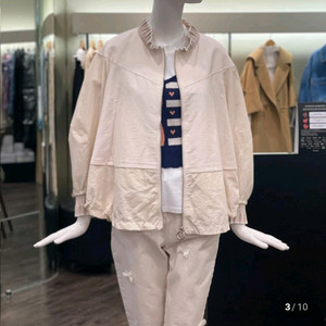 한섬 오즈세컨 프릴넥 점퍼