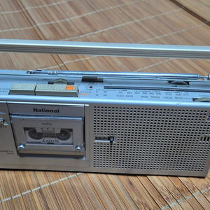 내쇼날 마이크로 카세트라디오 RN-Z500