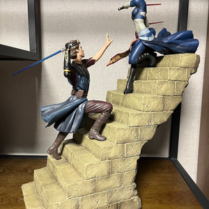 스타워즈 사이드쇼 아나킨 vs 아사즈 디오라마 판매