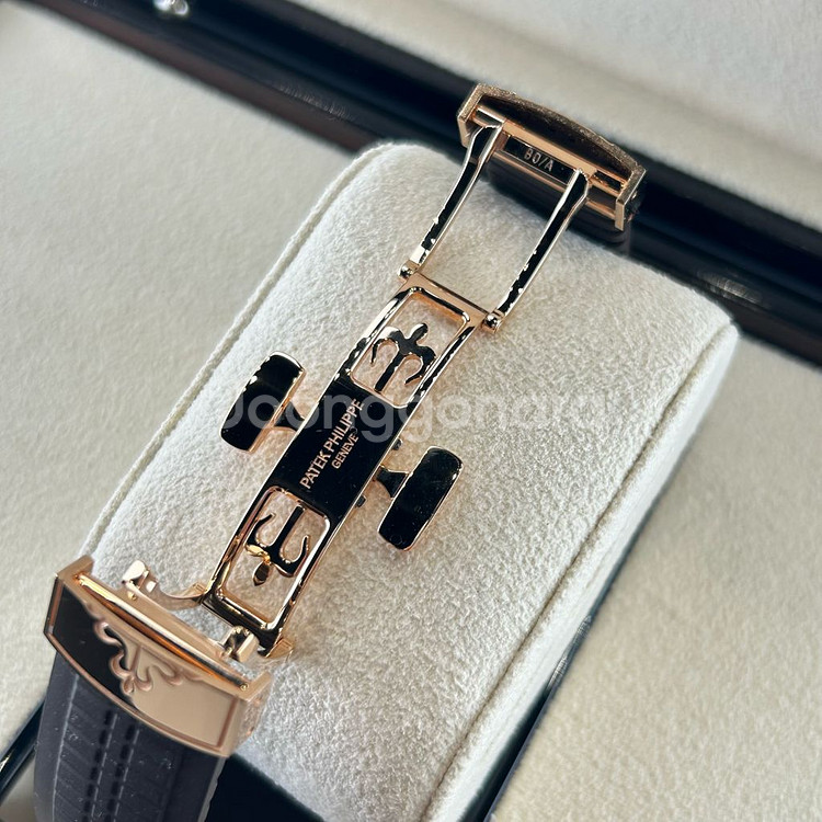 파텍필립 아쿠아넛 트래블 타임 5164R--3