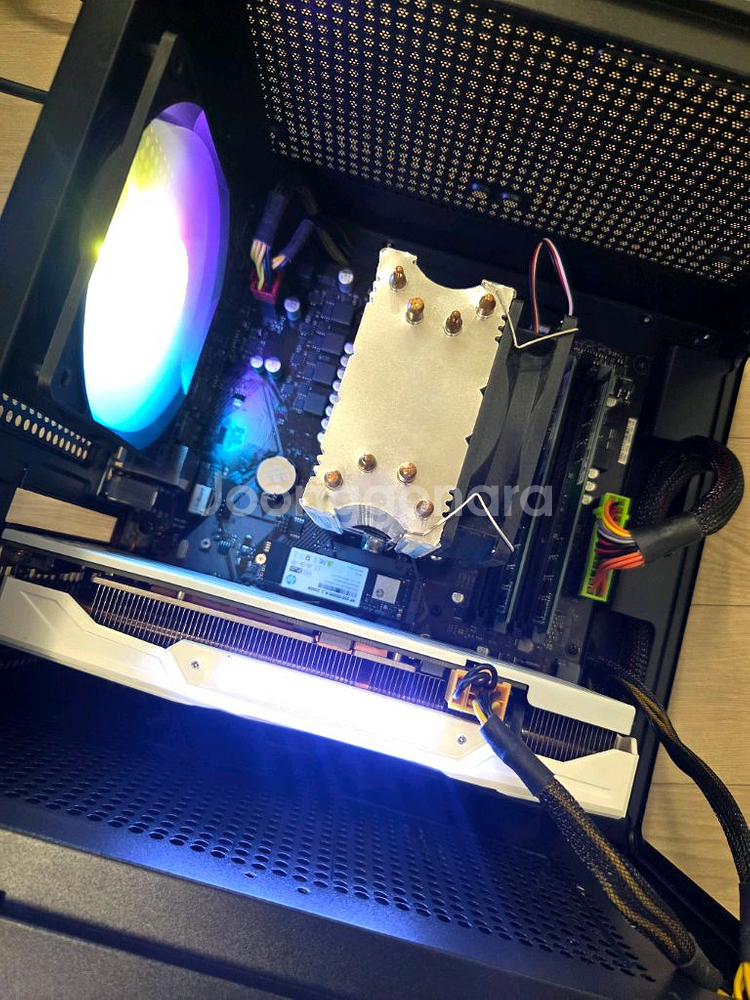 게이밍 본체 팝니다. 3600/16gb/1660ti--0