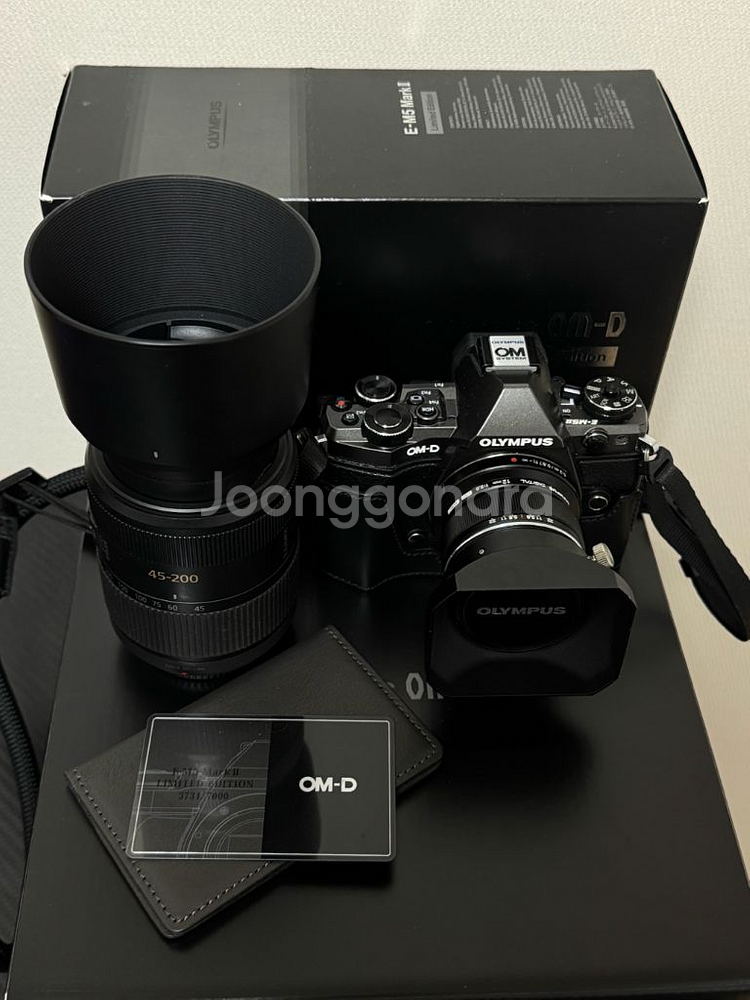 올림푸스 E-M5 Mark II 리미티드 + 렌즈2종--0