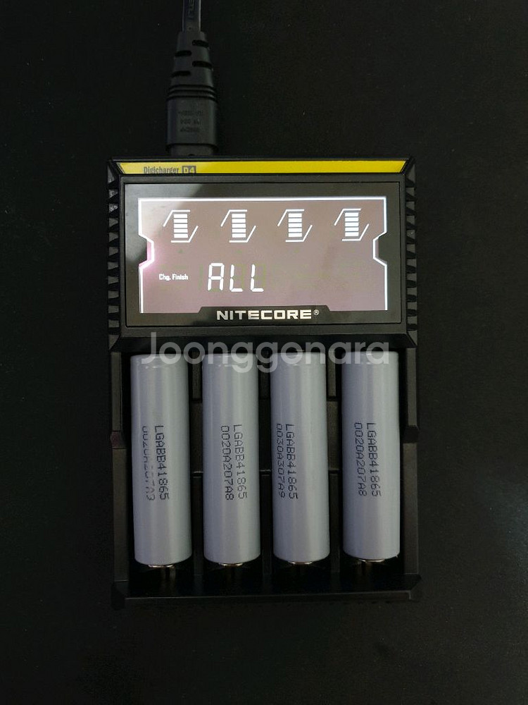 나이트코어D4충전기18650배터리9개삼성제트배터리3팩--3