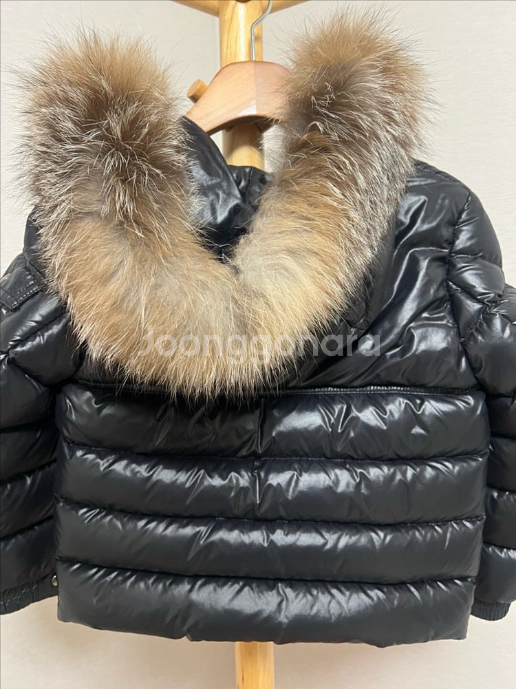 몽클레어 뉴바이런 패딩 유광 6Y--3