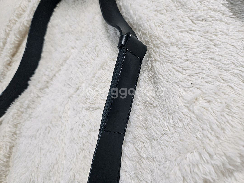 cos 코스 가죽 가방 (네고가능)--4