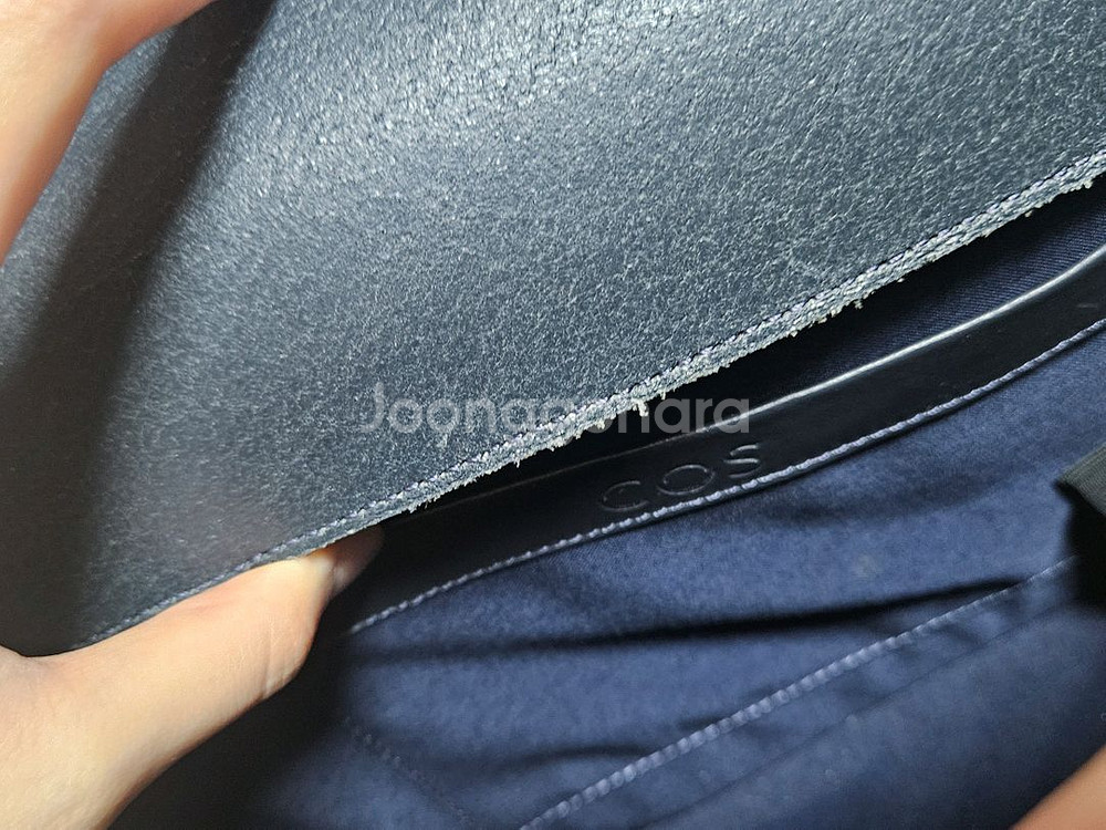 cos 코스 가죽 가방 (네고가능)--3