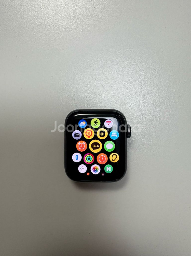 애플워치 se 1세대 40mm 스페이스그레이 판매합니다--0