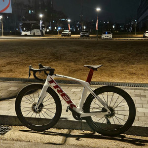 트렉 마돈 slr7 6세대 54 크롬투어