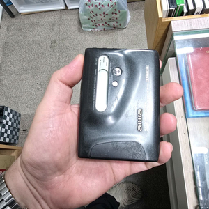아이와 rx810워크맨 입니다 본체 정크 제품