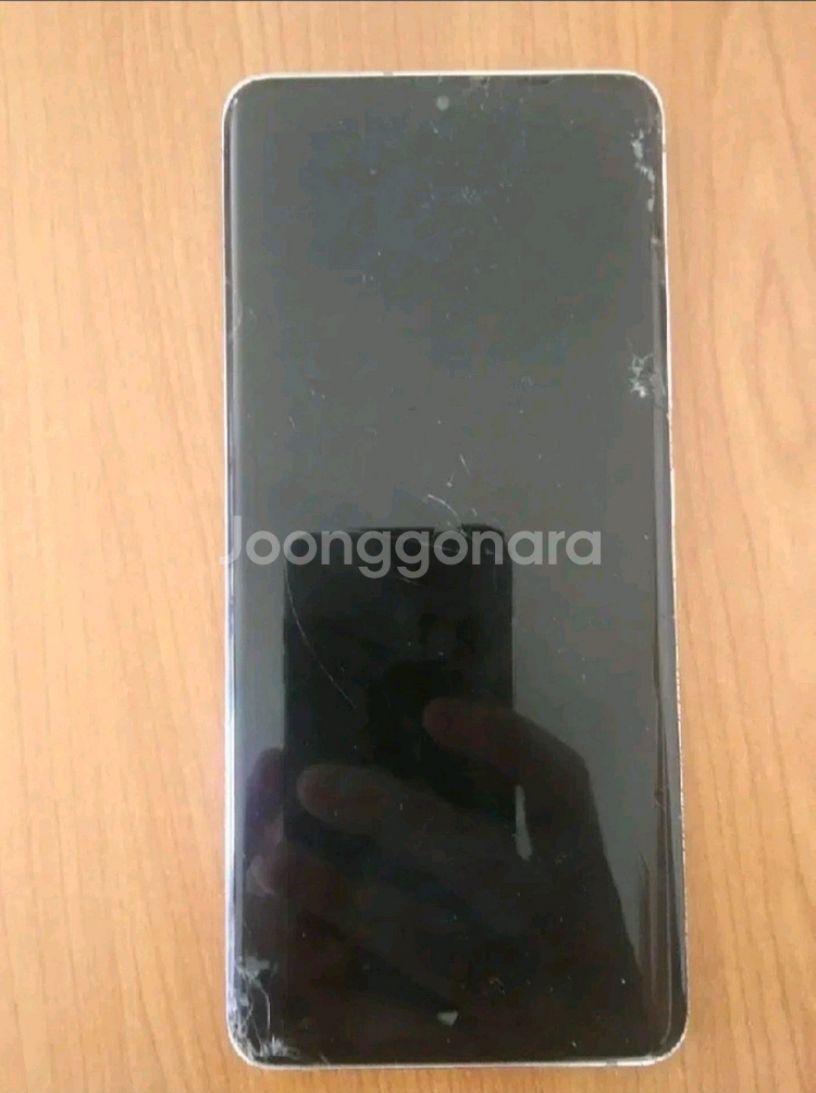 퀀텀2 액정 파손폰 부품용--0