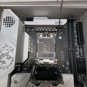 MSI MPG Z790i 엣지 edge WIFI