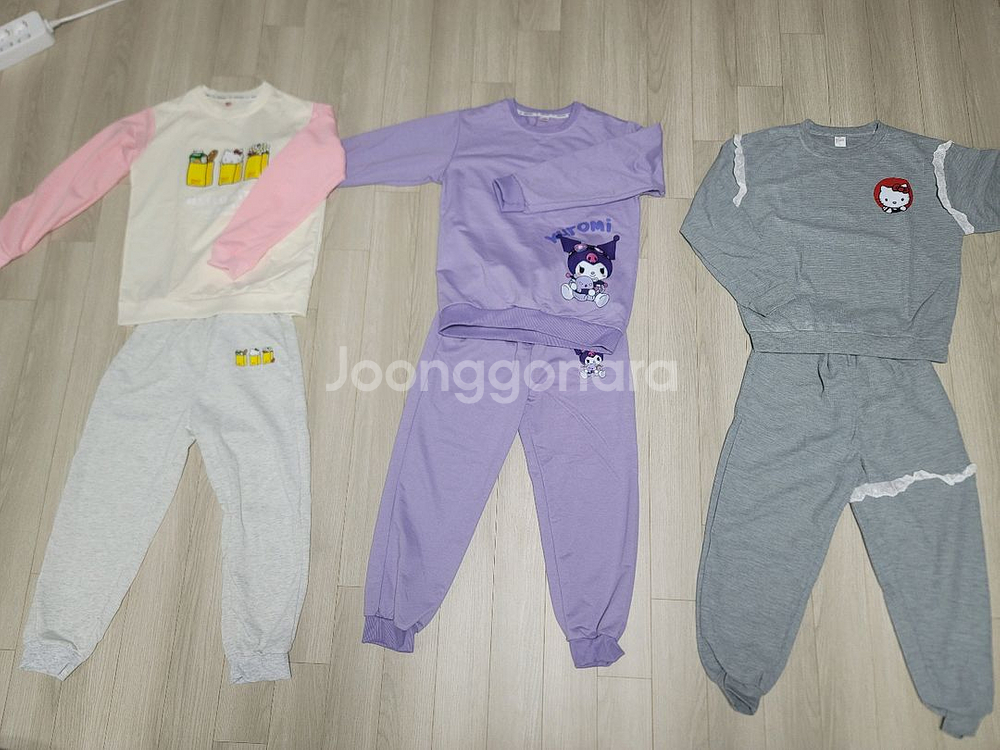 쿠로미, 키티 상하복 150사이즈 3벌 세트--0