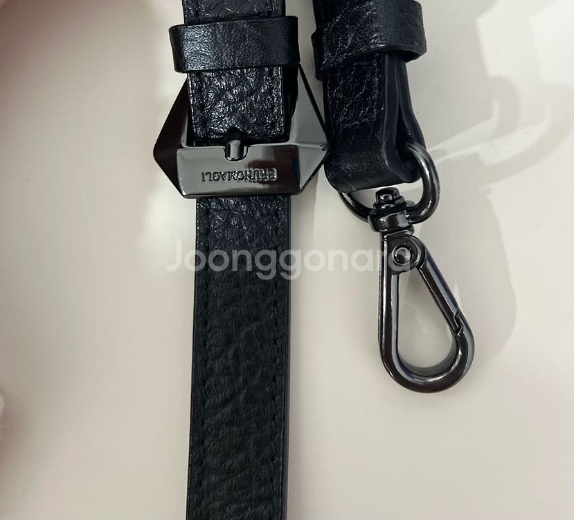 금강제화 브루노말리 소가죽 가방 크로스백--7