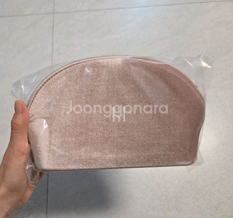 헤라 벨벳 핑크 파우치 새제품--0