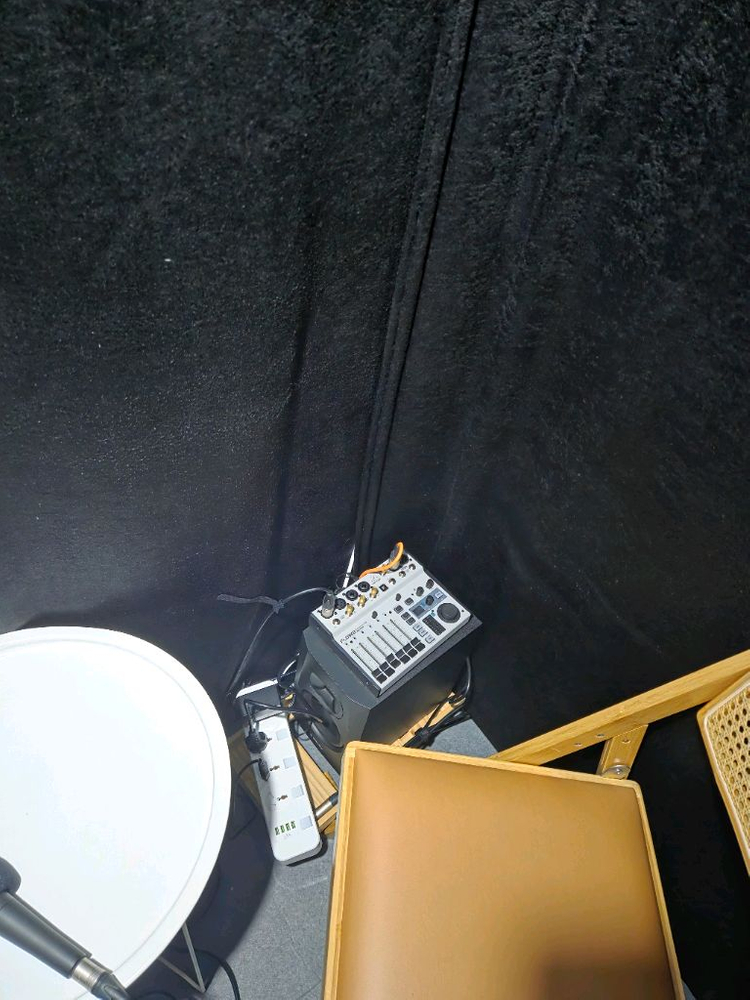 방음부스 뮤지쿠스 B100 팝니다.--4