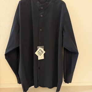 남성옴므플리세셔츠