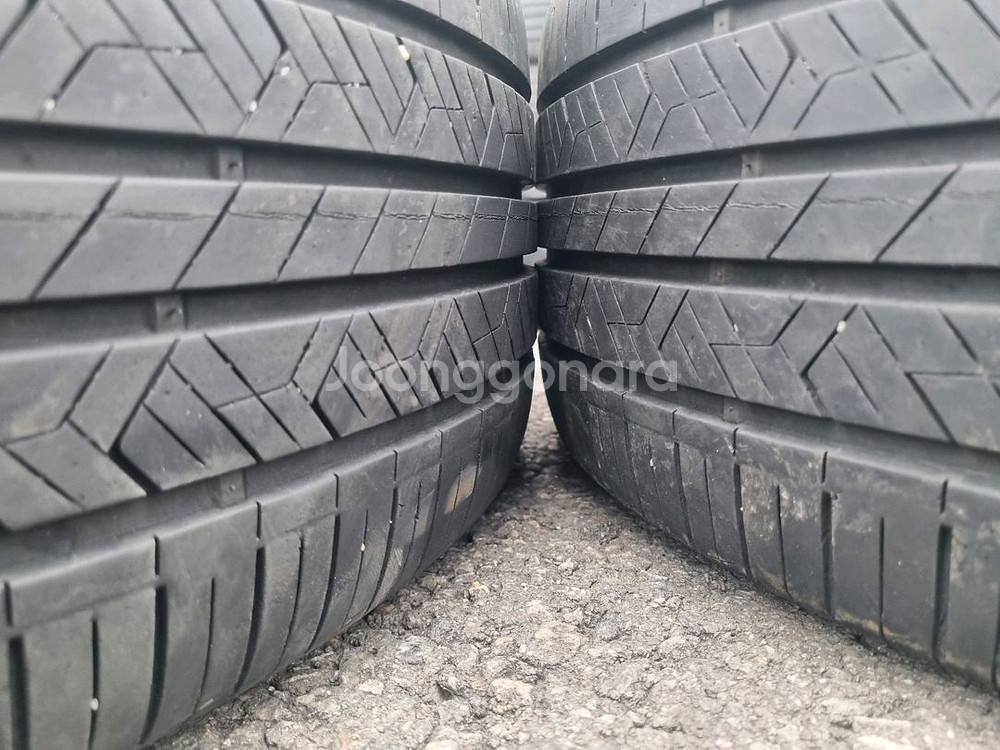 아반떼 18인치 2254018 중고 휠타이어 팝니다--5