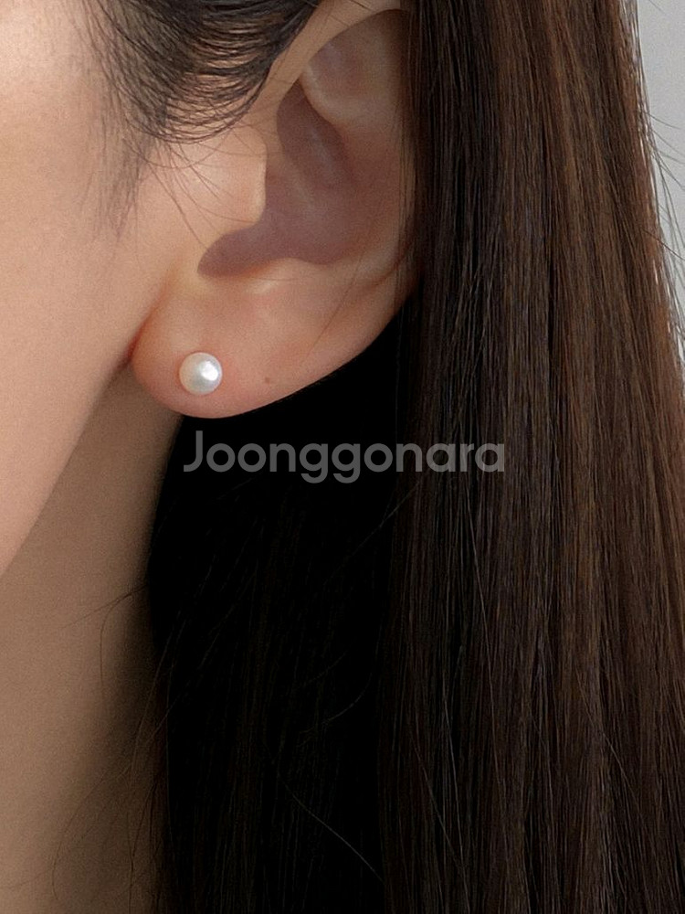 메이비투아 14k 클래식 천연 담수 진주 귀걸이 5mm--0
