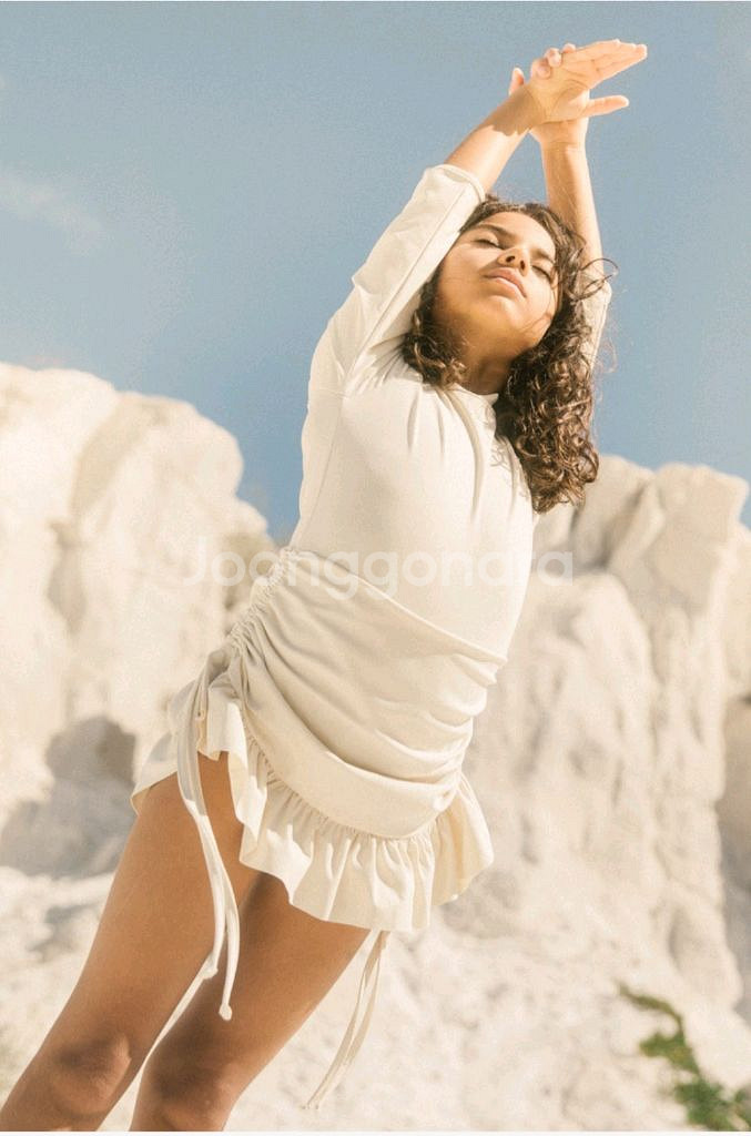 여아 셔링 수영복 크림--0