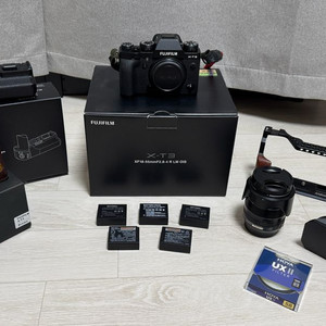 후지필름 x-t3 및 세로그립 외 구성품 다수 일괄
