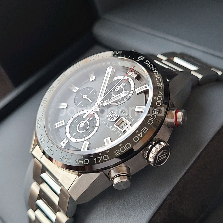 태그호이어 호이어01 크로노그래프 43미리. 국내 풀박--2