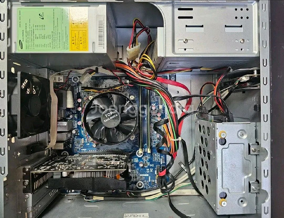 삼성 i5 데스크탑 깨끗하고 조용한 게임용 본체 팜--2