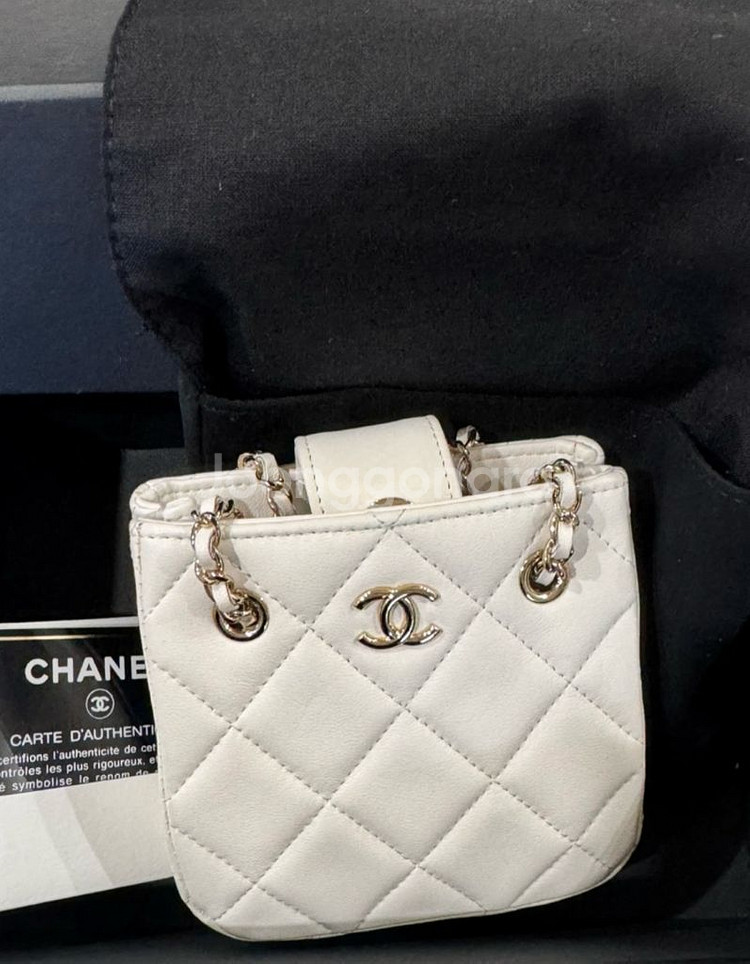 샤넬 베니티 버킷 화이트--0