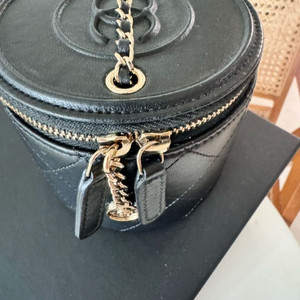 샤넬 원통 베니티