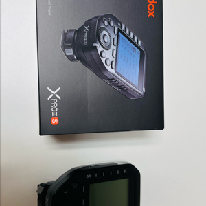 고독스 Xpro2S 무선 동조기 판매합니다